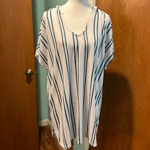 Hooded bathing suit cover